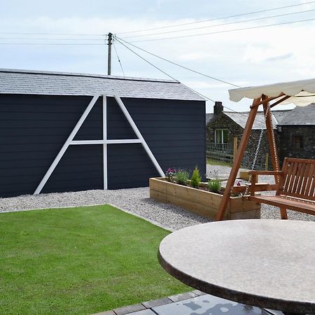 The Rocking Lodge Threlkeld Exterior photo